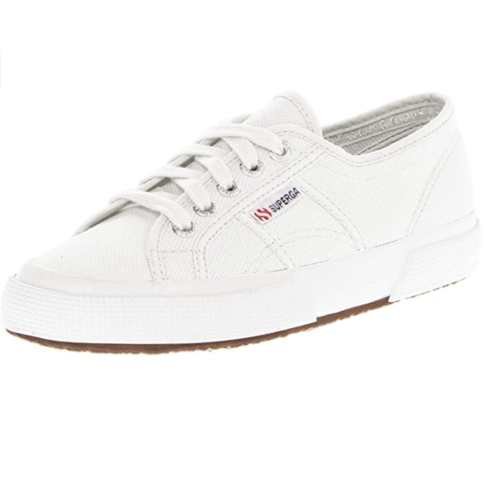 BEST TIMELESS WHITE SNEAKERS